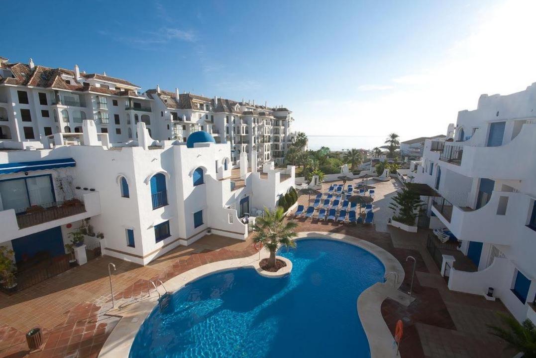 28 Mikonos Playa In Puerto De La Duquesa 2 Bed 2 Bath Apartment Ideally Located To The Beach & Marina Castillo de Sabinillas 외부 사진