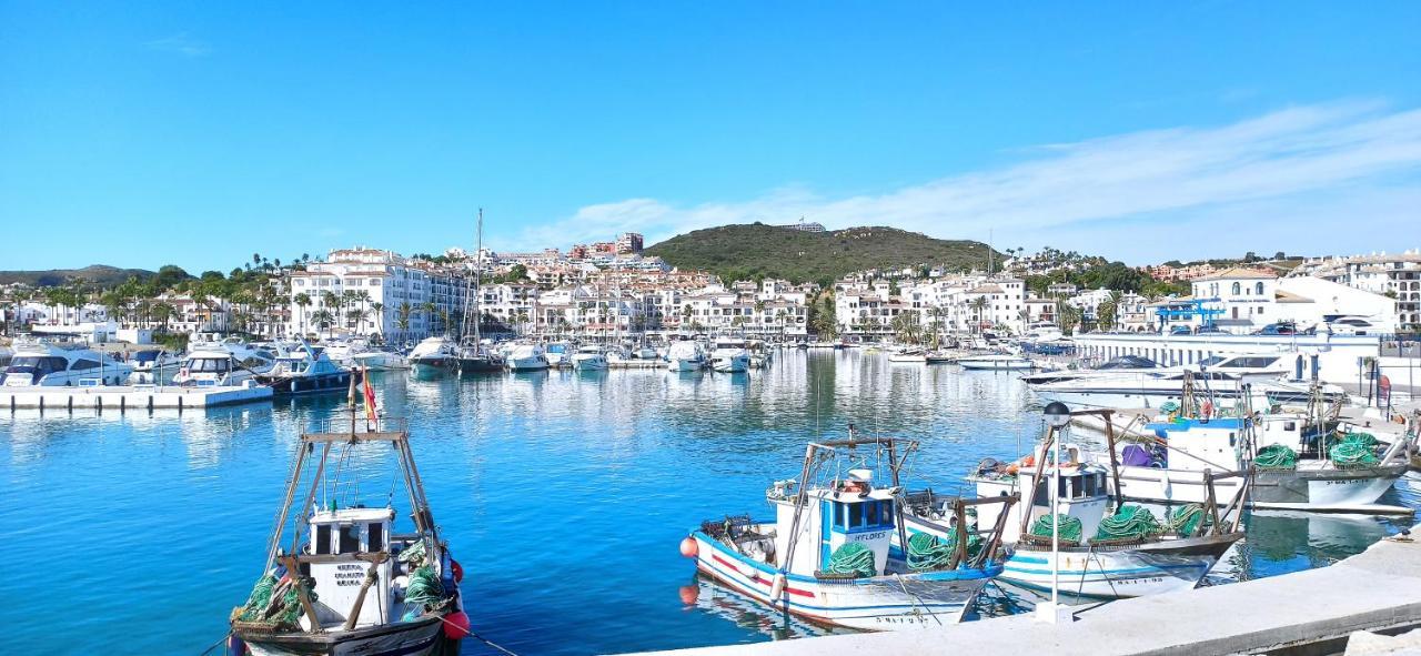 28 Mikonos Playa In Puerto De La Duquesa 2 Bed 2 Bath Apartment Ideally Located To The Beach & Marina Castillo de Sabinillas 외부 사진