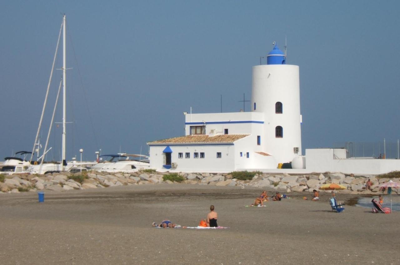 28 Mikonos Playa In Puerto De La Duquesa 2 Bed 2 Bath Apartment Ideally Located To The Beach & Marina Castillo de Sabinillas 외부 사진