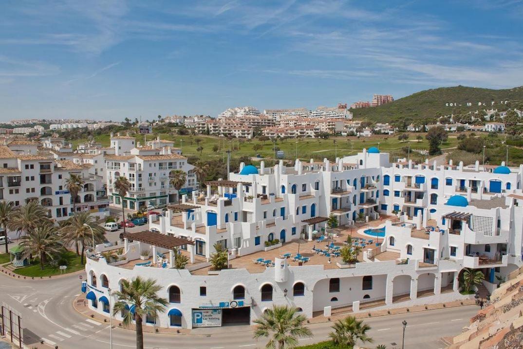 28 Mikonos Playa In Puerto De La Duquesa 2 Bed 2 Bath Apartment Ideally Located To The Beach & Marina Castillo de Sabinillas 외부 사진