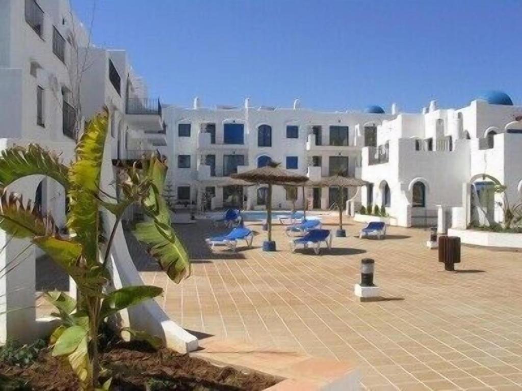 28 Mikonos Playa In Puerto De La Duquesa 2 Bed 2 Bath Apartment Ideally Located To The Beach & Marina Castillo de Sabinillas 외부 사진
